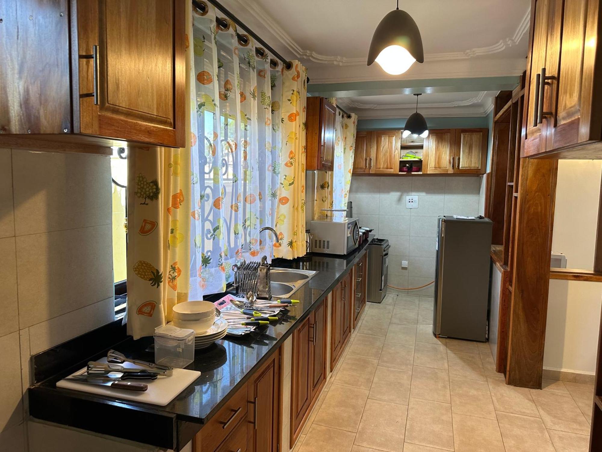 Apartament Elena & Kimberly Gulu Zewnętrze zdjęcie
