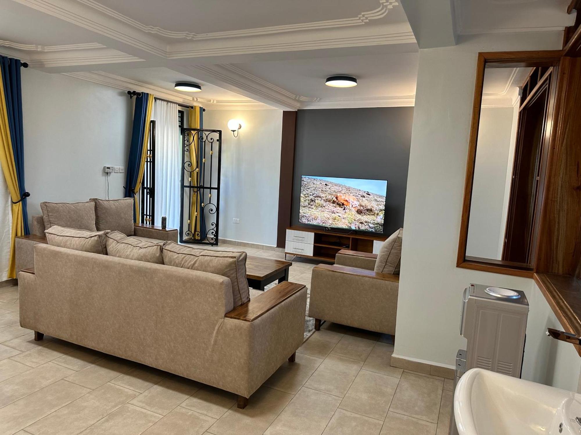 Apartament Elena & Kimberly Gulu Zewnętrze zdjęcie