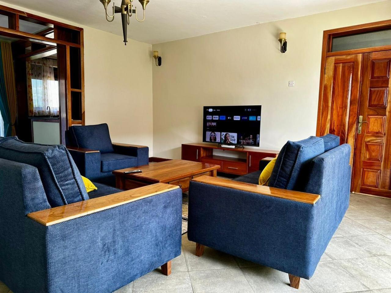 Apartament Elena & Kimberly Gulu Zewnętrze zdjęcie