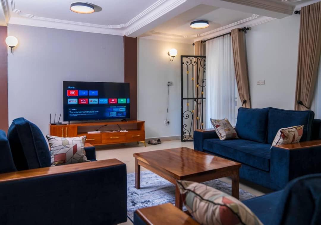 Apartament Elena & Kimberly Gulu Zewnętrze zdjęcie
