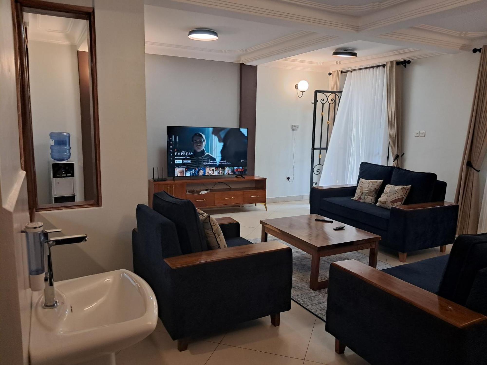 Apartament Elena & Kimberly Gulu Zewnętrze zdjęcie