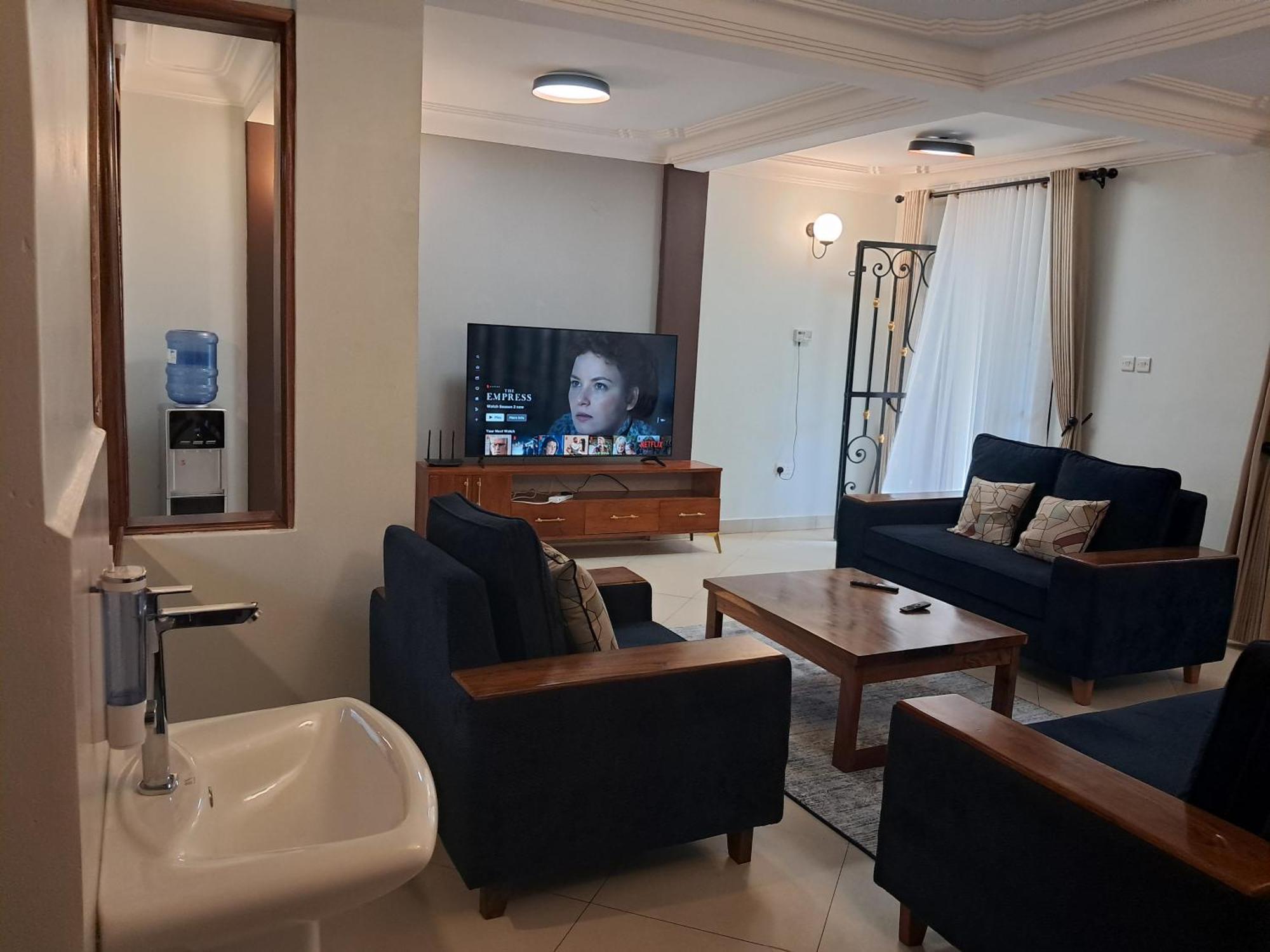 Apartament Elena & Kimberly Gulu Zewnętrze zdjęcie