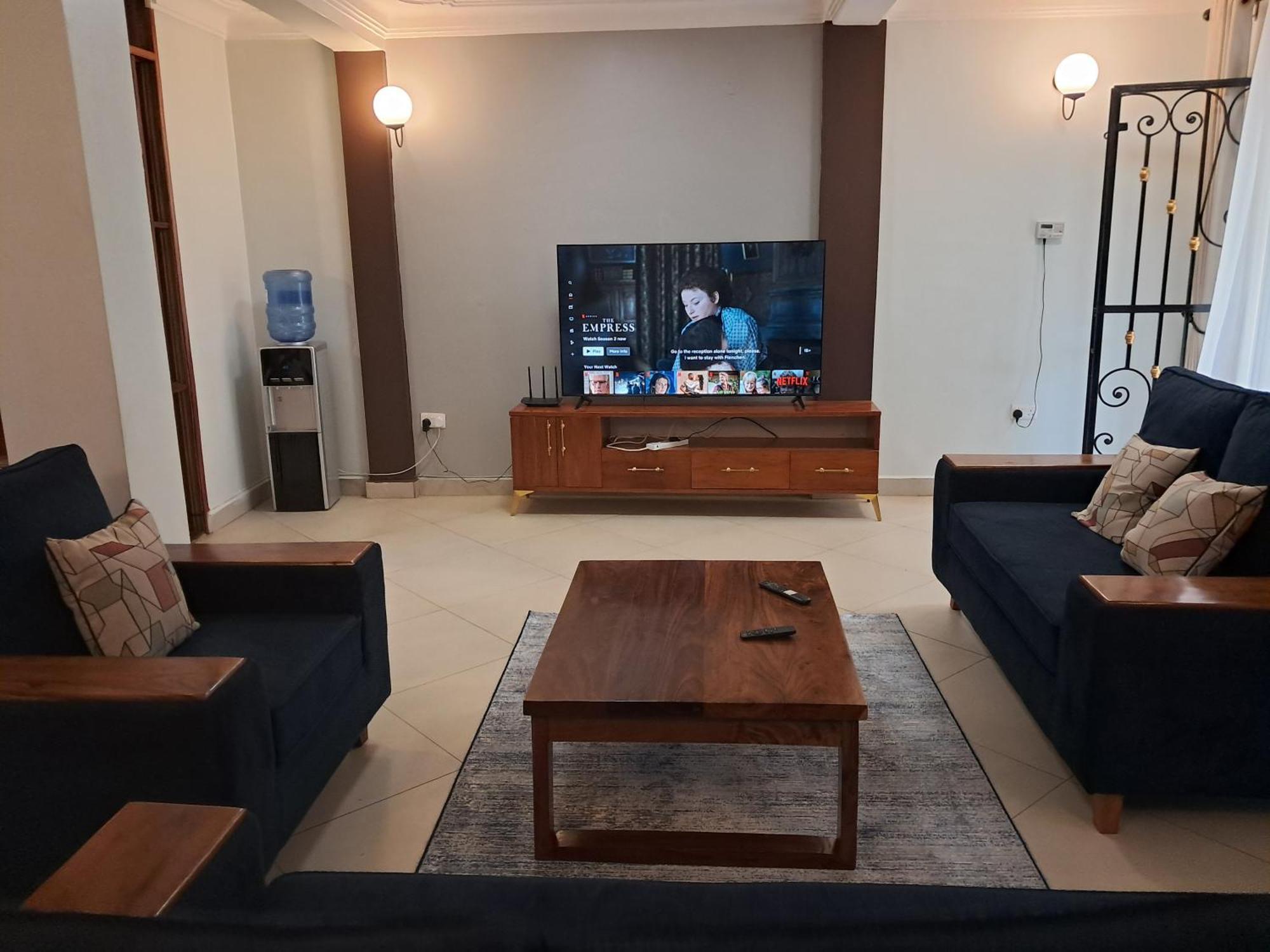 Apartament Elena & Kimberly Gulu Zewnętrze zdjęcie