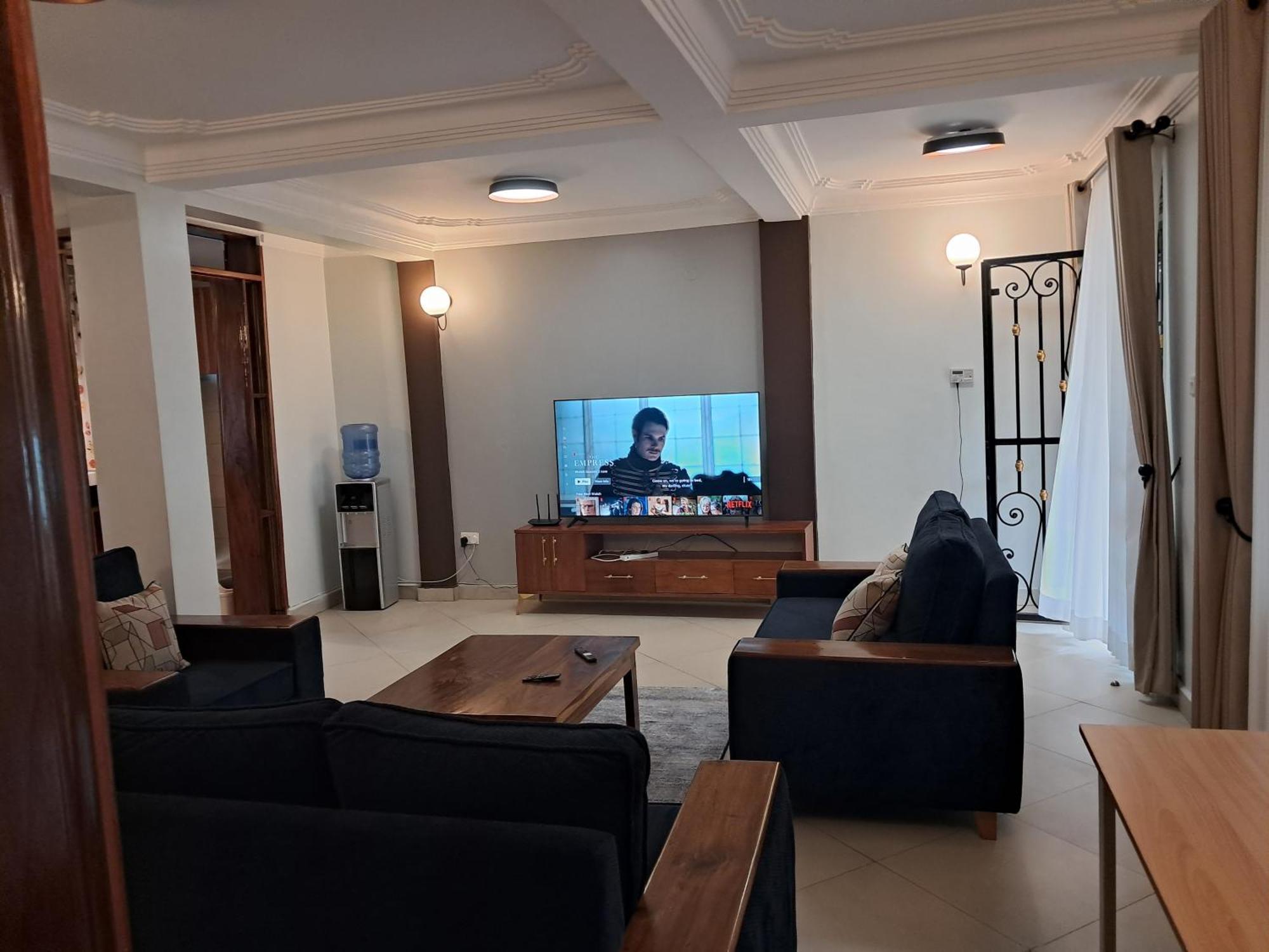 Apartament Elena & Kimberly Gulu Zewnętrze zdjęcie